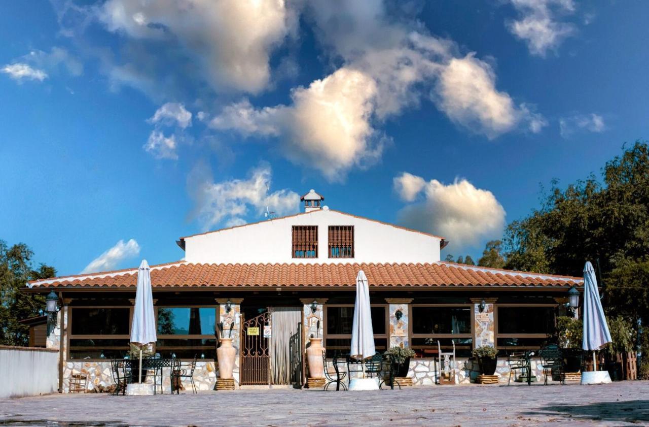 Hotel Rural Finca La Herencia Guadalcanal Eksteriør bilde