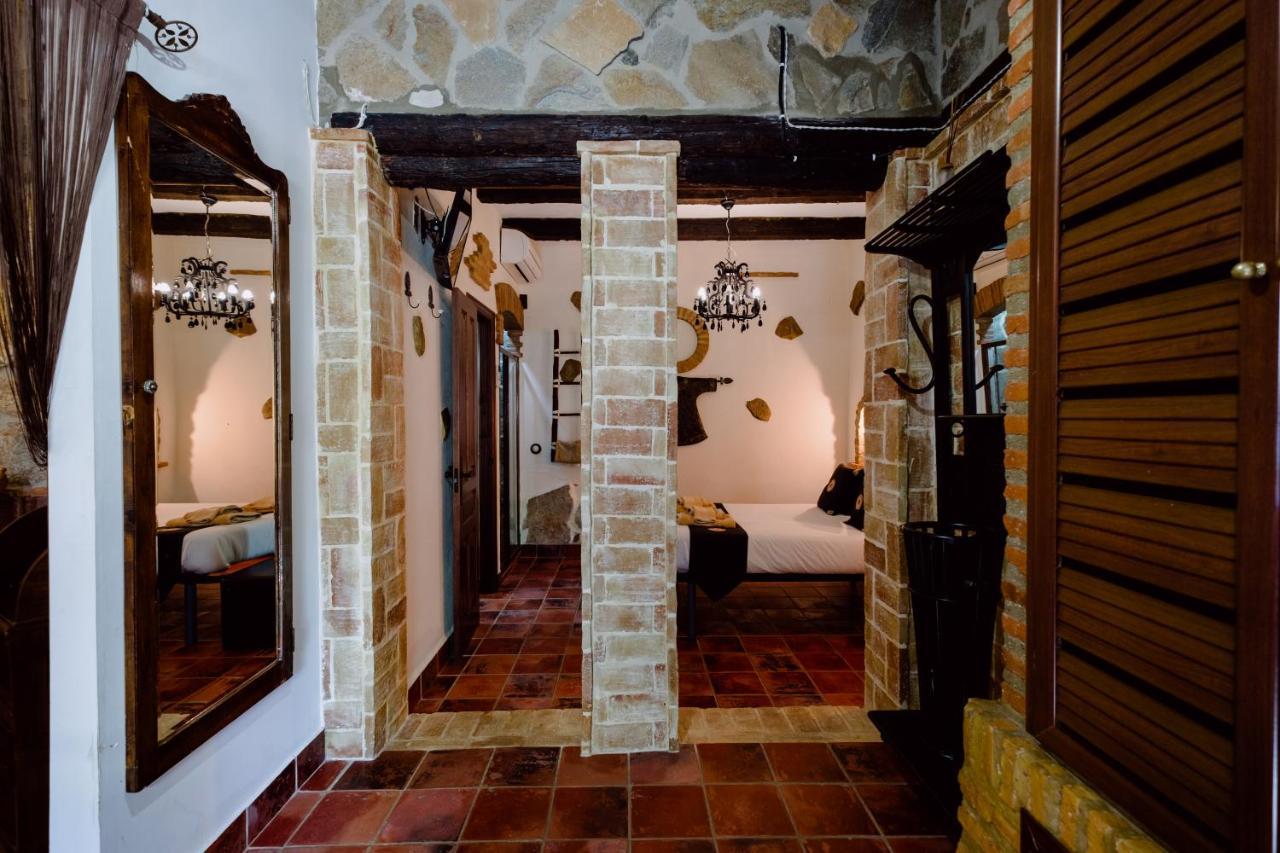 Hotel Rural Finca La Herencia Guadalcanal Eksteriør bilde
